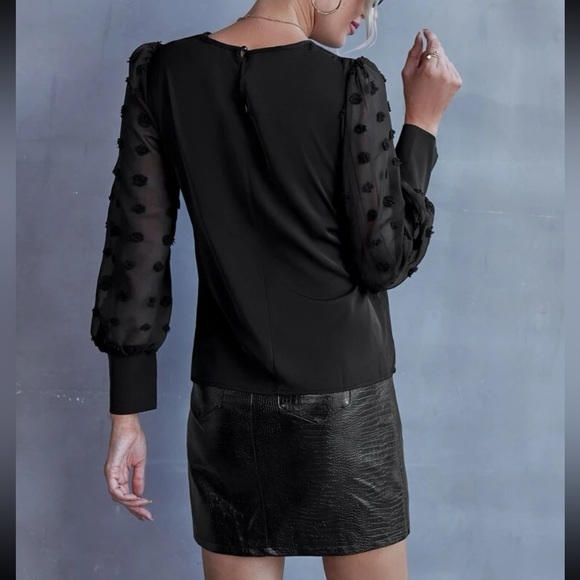 Boho dot mesh sleeve blouse - Picture 3 of 5